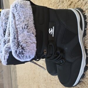 Hobibear Waterproof Round Toe Snow Boots Size 9.5Black Fleece Lined Size